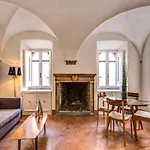 Palazzo Turci *